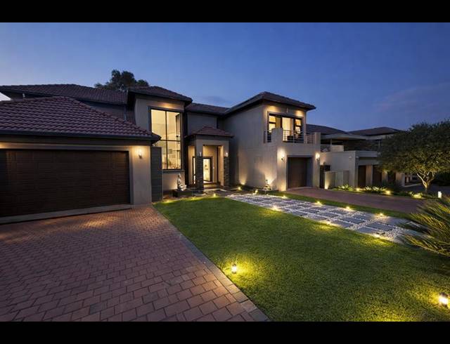 4 BEDROOM HOUSE FOR SALE IN BLUE VALLEY GOLF ESTATE